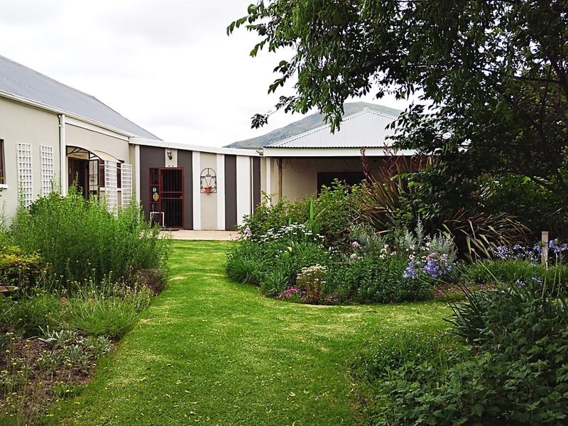 Prime Wakkerstroom Hospitality Investment | Accommodation, Dining and Recreation. - Photo 1