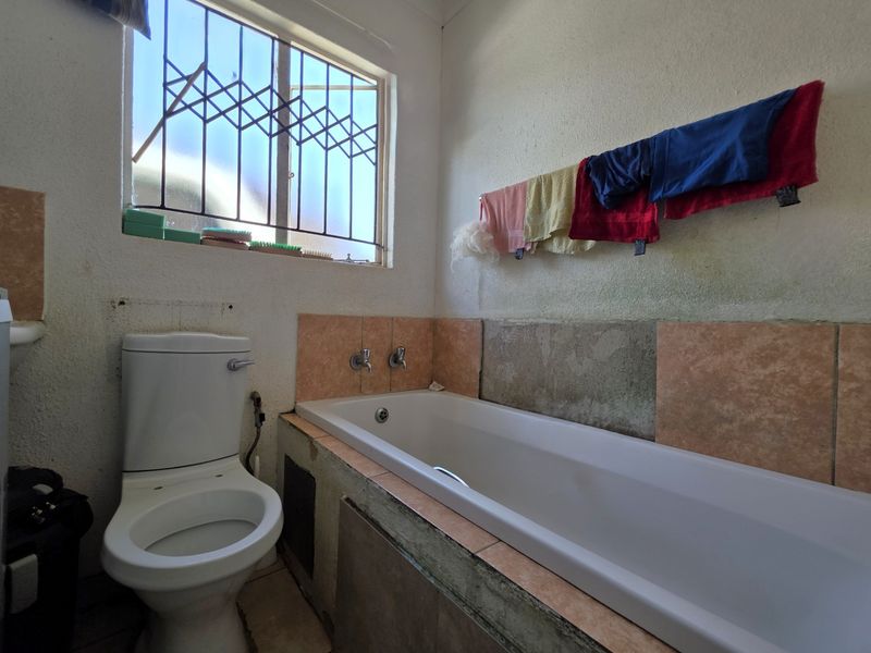 Affordable 2 Bedroom Home in Mahube Valley - Perfect for First-Time Buyers - Photo 9