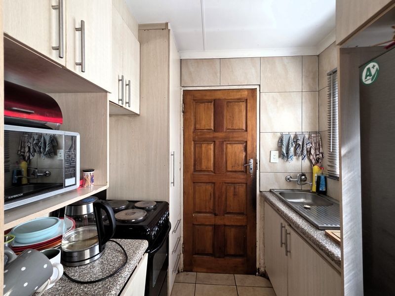 Affordable 2 Bedroom Home in Mahube Valley - Perfect for First-Time Buyers - Photo 3