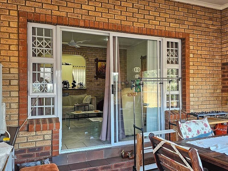 Townhouse For Sale in Margate, KwaZulu Natal - Photo 8