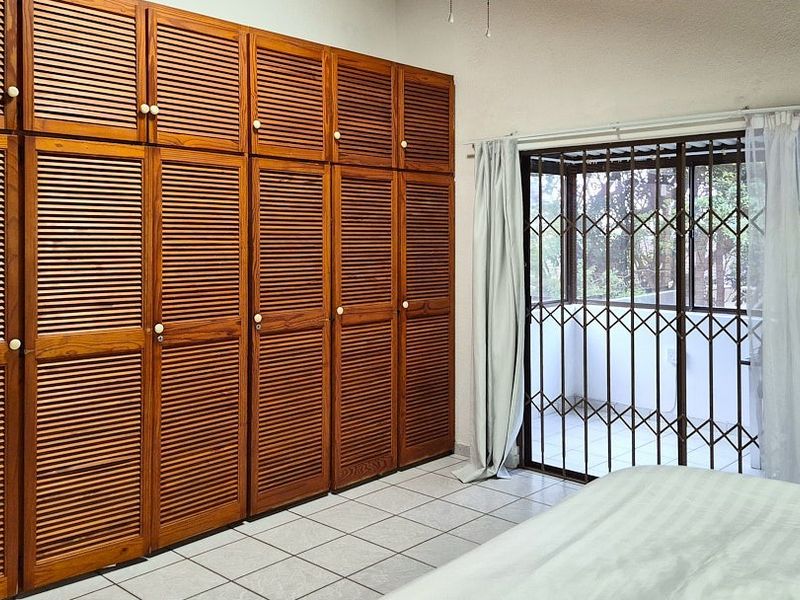 Well Located Family Home with Pool - Photo 5