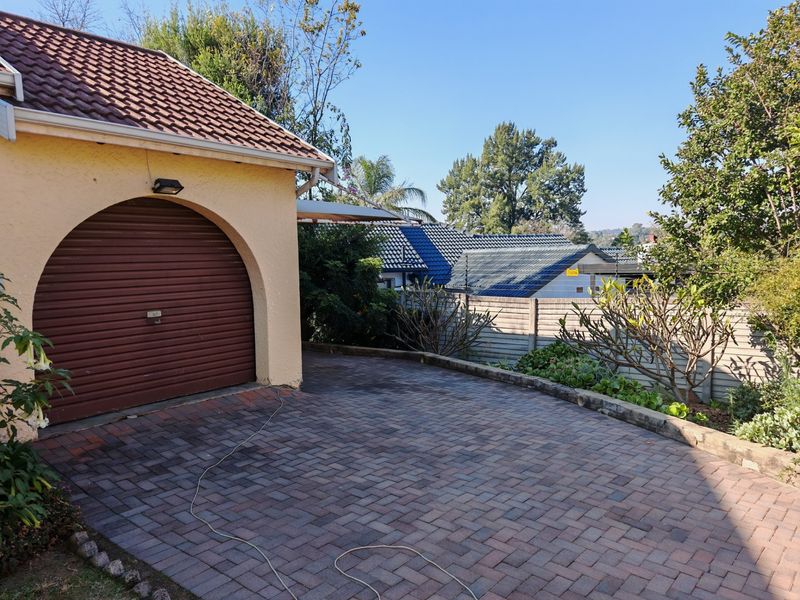Rare Schachat Cullum Gem on a Massive Stand - Endless Potential in Prime Olivedale - Photo 10