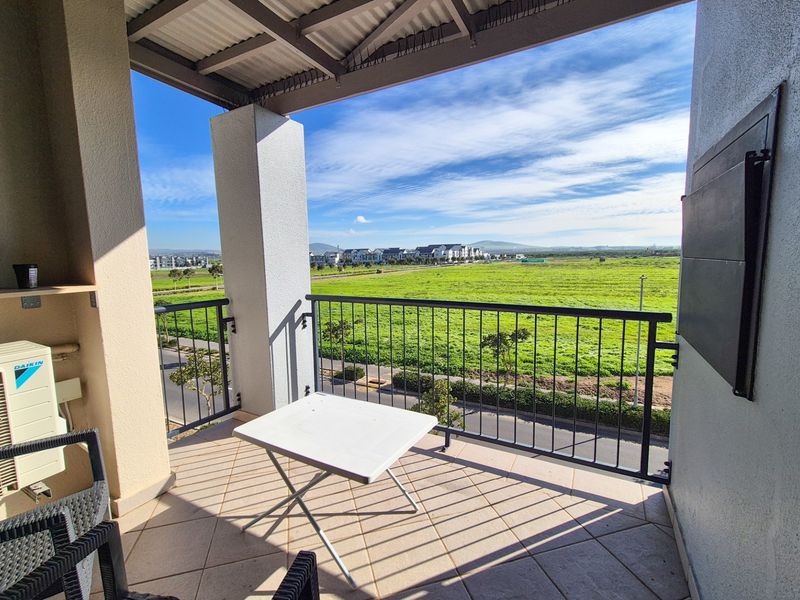 Apartment For Sale in Buh Rein Estate, Kraaifontein - Photo 2