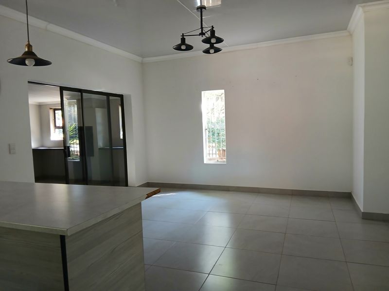 House To Rent in Riviera Park, Mafikeng, North West - Photo 9