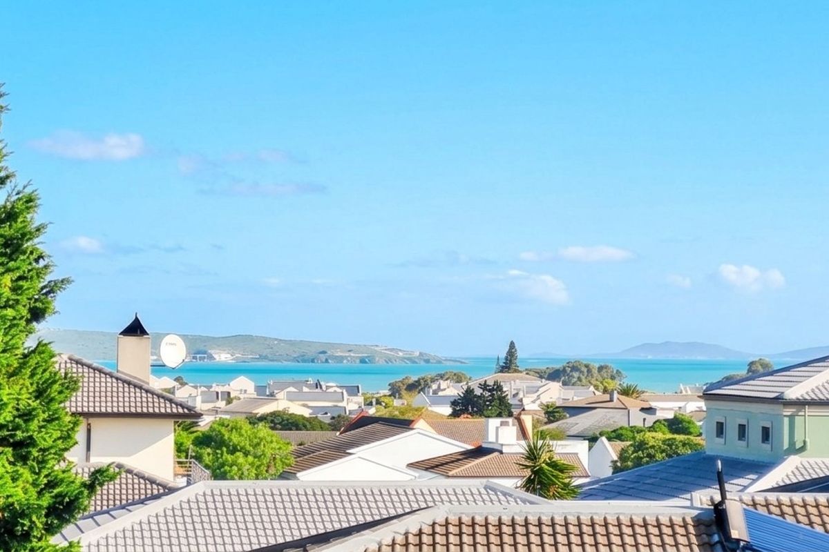 Spectacular Home with Lagoon Views, Golf Course Frontage and Exceptional Entertainment Spaces - Photo 3