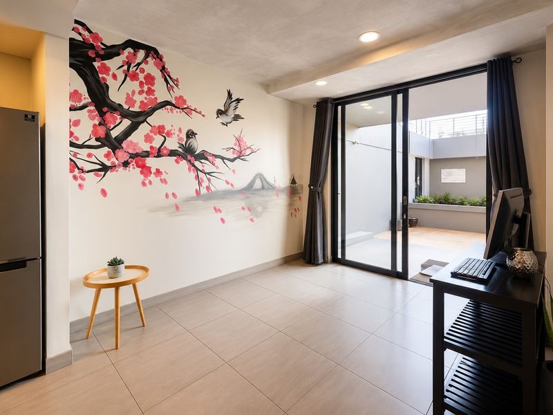 Available Immediately!!! Semi-furnished 2 Beds, 2Baths Ground-Floor Apartment - Photo 6