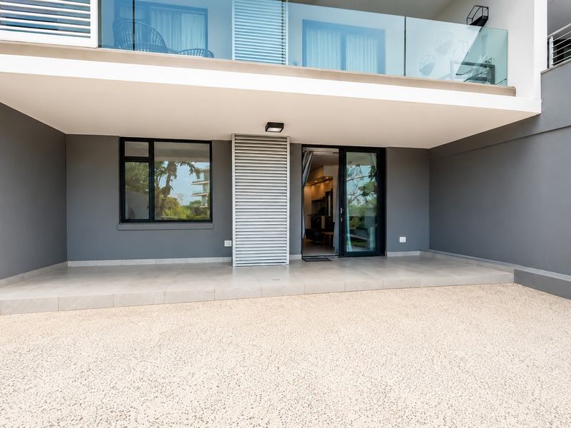 Available Immediately!!! Semi-furnished 2 Beds, 2Baths Ground-Floor Apartment - Photo 1