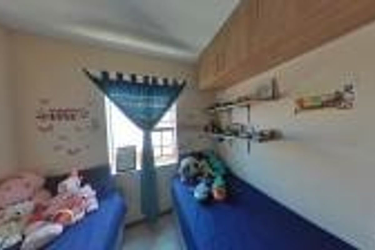 2 Bed 1 Bath Apartment For Sale in Sagewood, Midrand - Photo 3