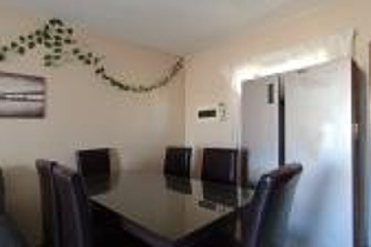 2 Bed 1 Bath Apartment For Sale in Sagewood, Midrand - Photo 5