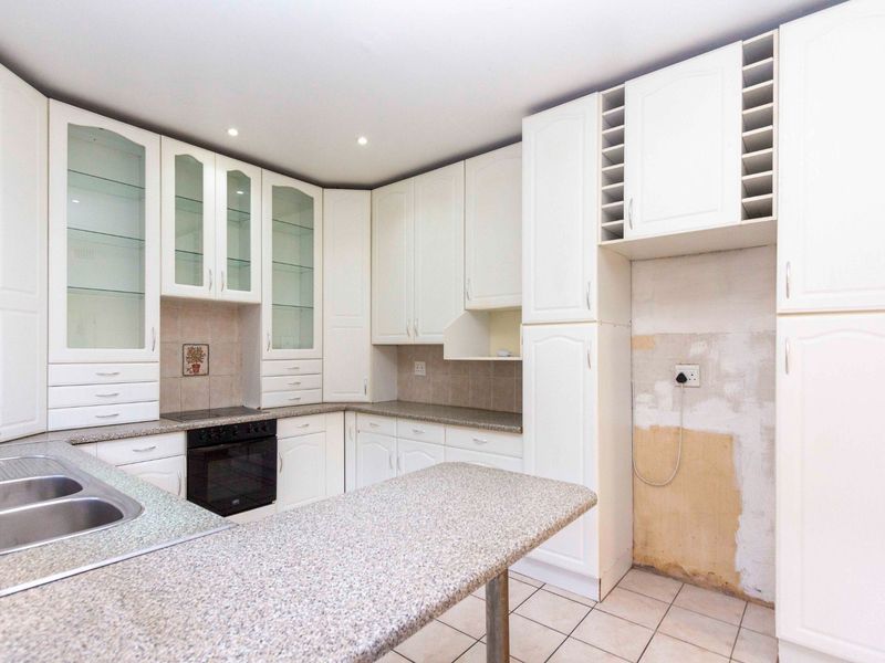 House For Sale in Humerail, Port Elizabeth - Photo 7