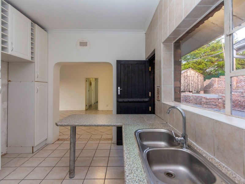 House For Sale in Humerail, Port Elizabeth - Photo 10