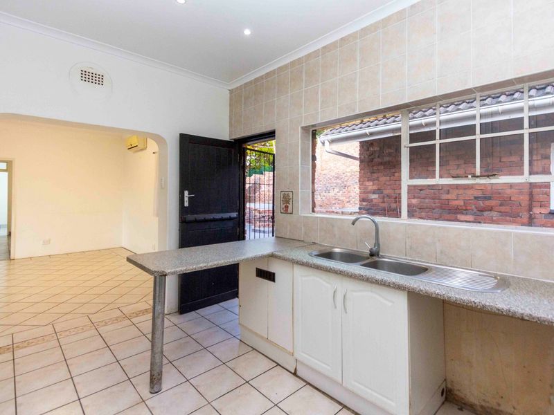House For Sale in Humerail, Port Elizabeth - Photo 8