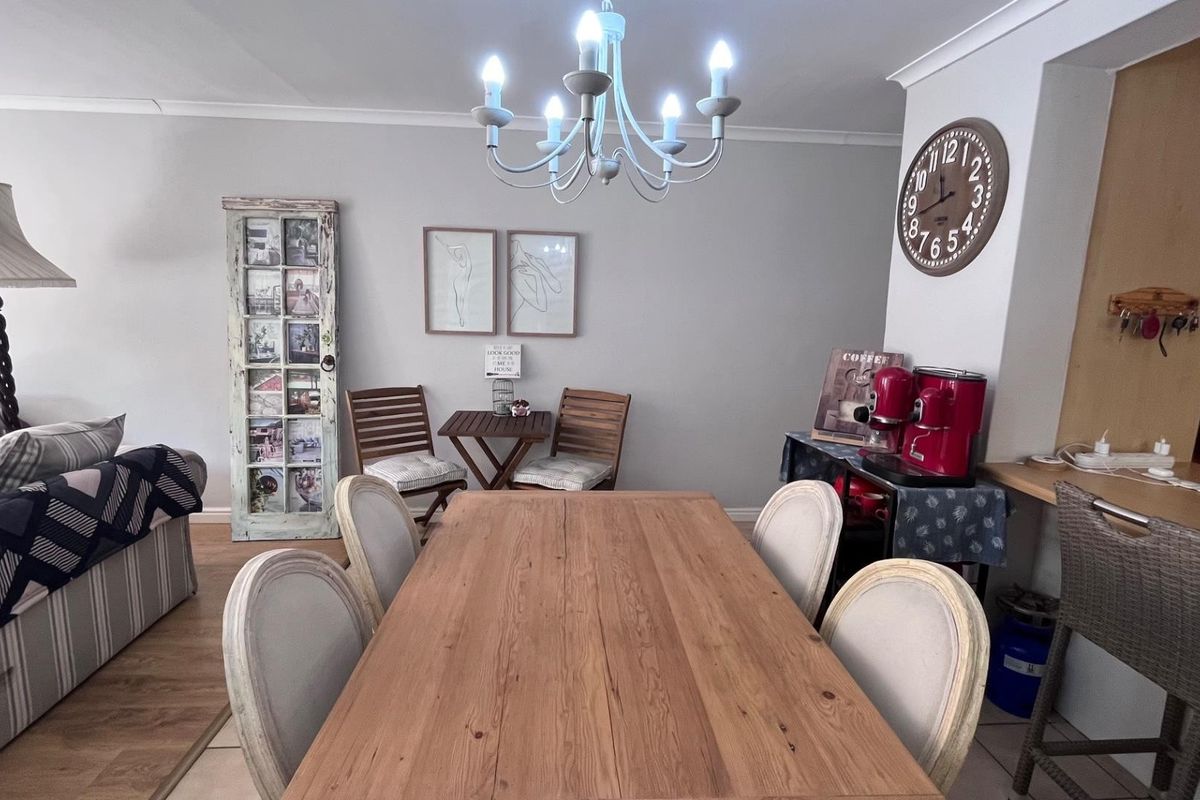 House For Sale in Sonstraal Heights, Durbanville - Photo 4
