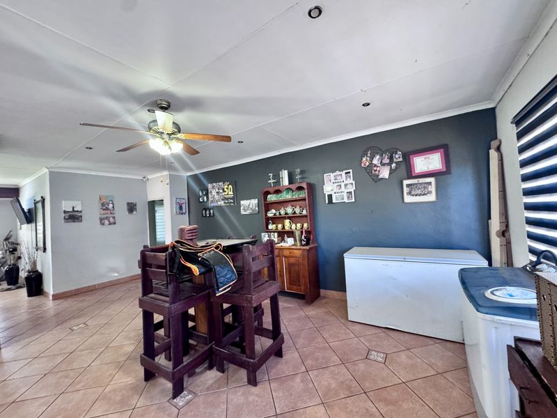 House For Sale in Kanonkop, Middelburg - Photo 7