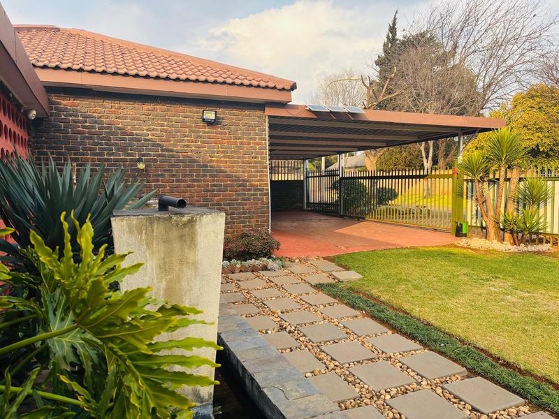 House For Sale in SE 2, Vanderbijlpark SE - Photo 4