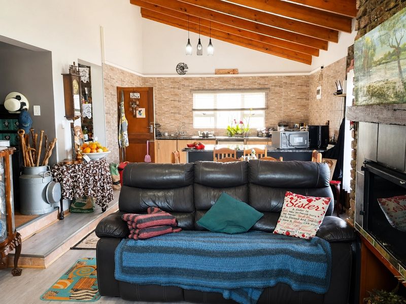 Coastal Living with Space and Spectacular Views - Photo 7