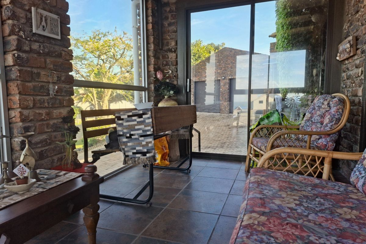 Coastal Living with Space and Spectacular Views - Photo 5