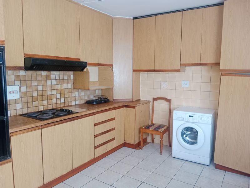 House For Sale in Reservoir Hills, Durban, KwaZulu Natal - Photo 3
