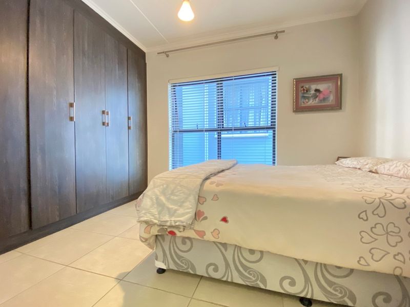 Apartment For Sale in Greenstone Hill, Edenvale - Photo 10