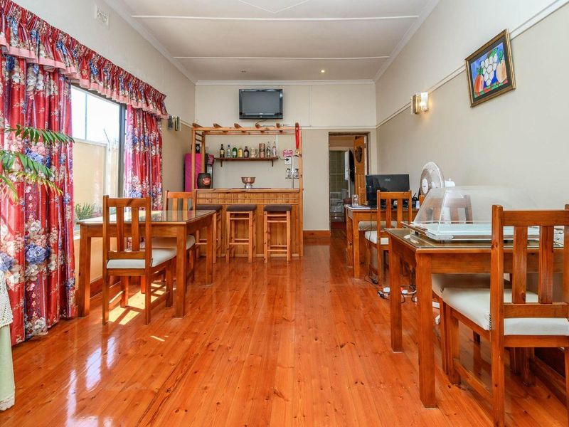 House For Sale in South End, Port Elizabeth - Photo 6