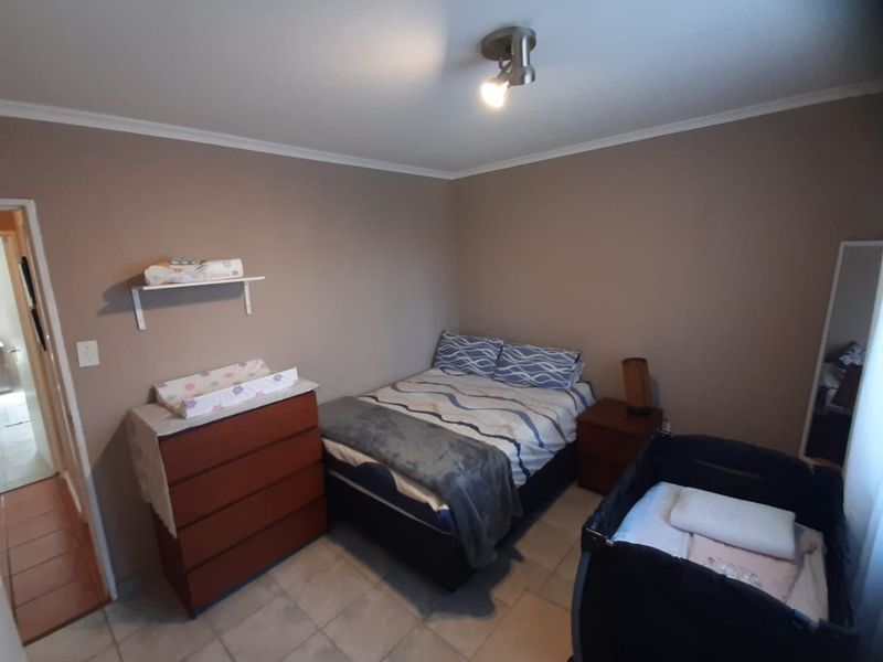 Townhouse For Sale in Die Hoewes, Centurion - Photo 9