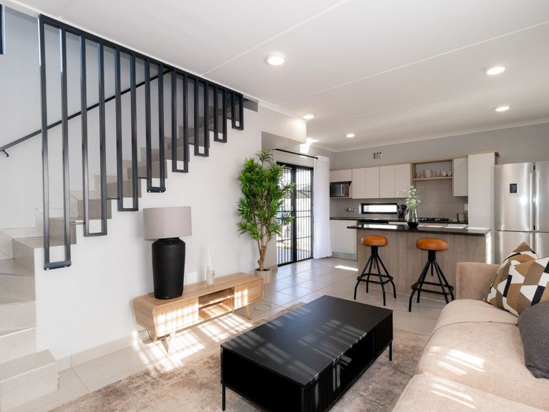 Townhouse To Rent in Milano  Security Estate, Sky city Albertsdal, Alberton - Photo 1
