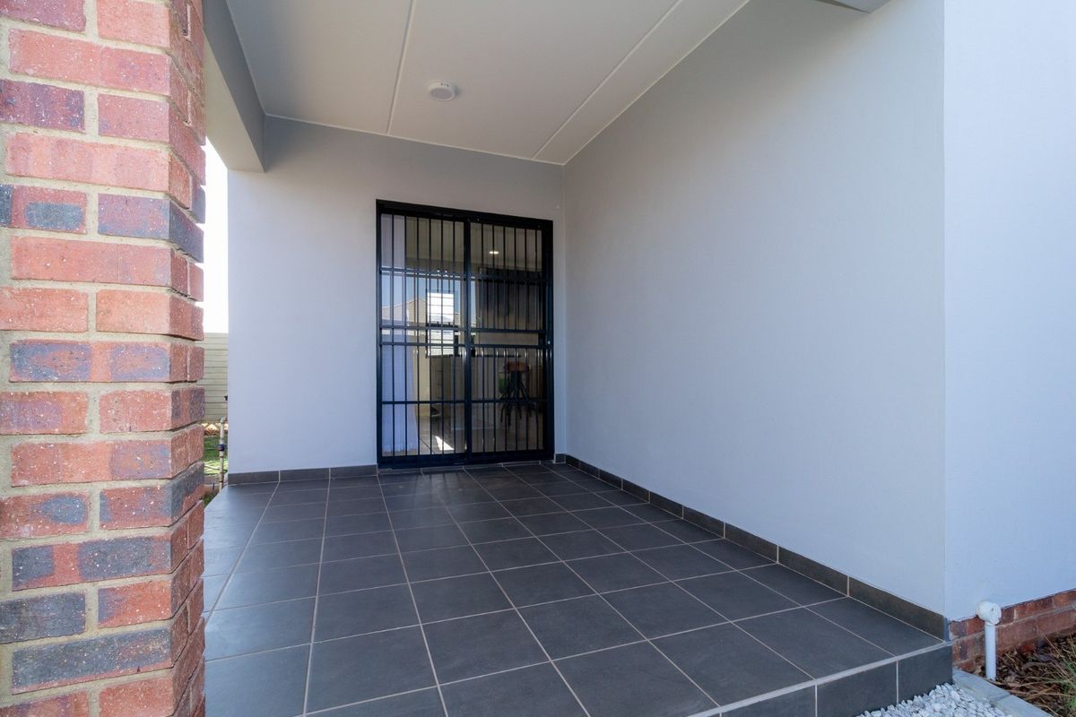 Townhouse To Rent in Milano  Security Estate, Sky city Albertsdal, Alberton - Photo 4