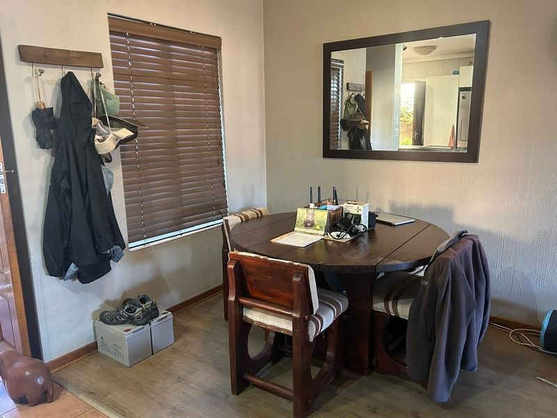 2 Bedroom, 2 Bathroom PLUS a home office: Townhouse in sought after complex - Photo 10