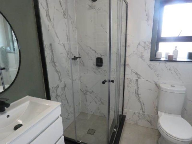 Apartment For Sale in Waterfall, Midrand - Photo 6