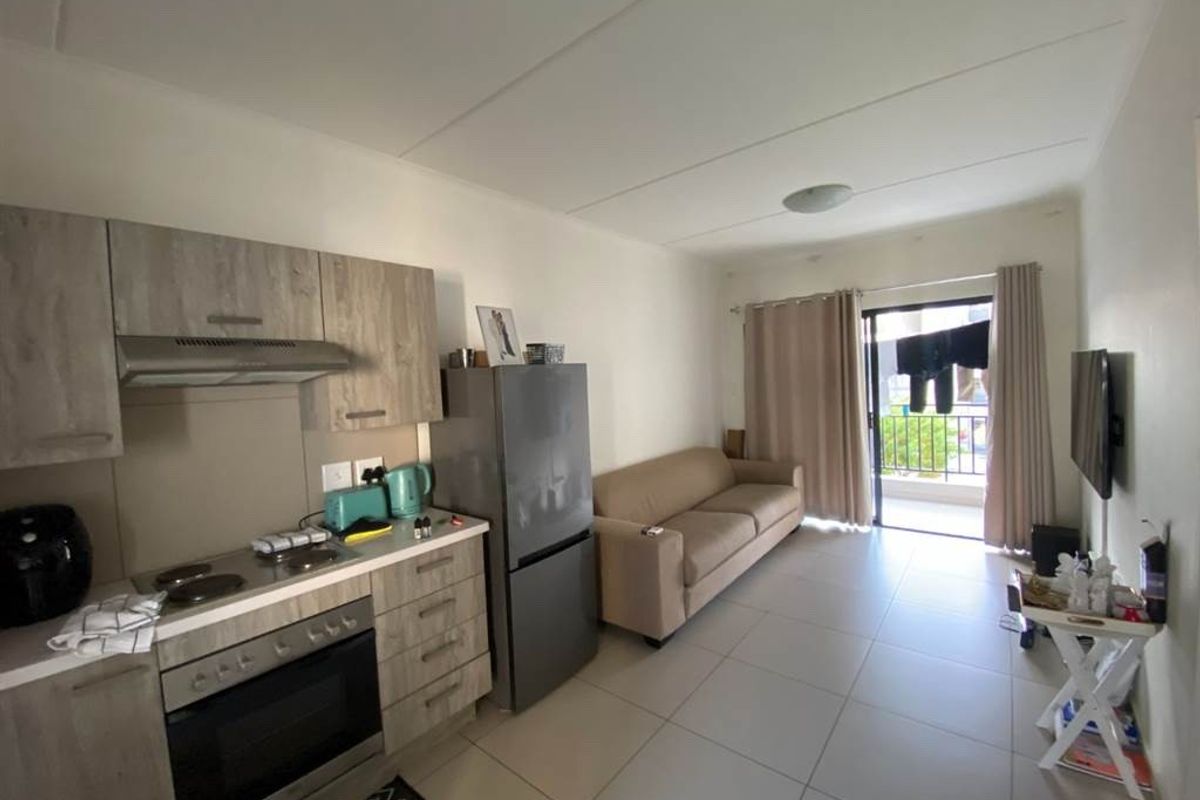 Apartment For Sale in Carlswald, Midrand - Photo 3