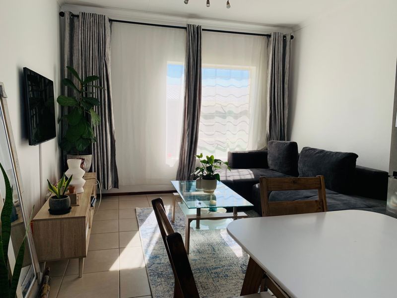 2 Bedroom, 2 bathroom Apartment For Sale in Theresapark, Akasia - Photo 10