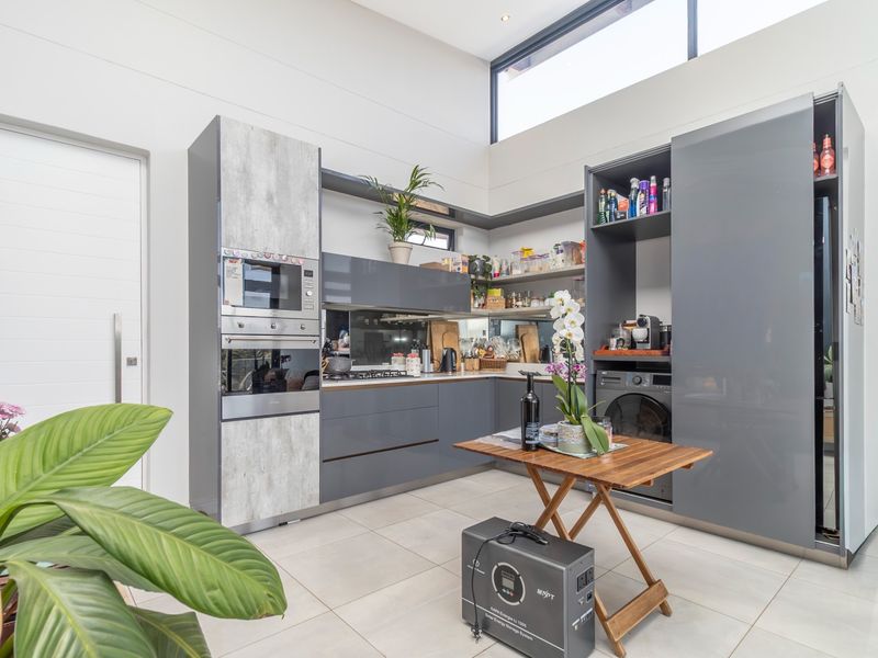Penthouse For Sale in Houghton Estate, Johannesburg - Photo 6
