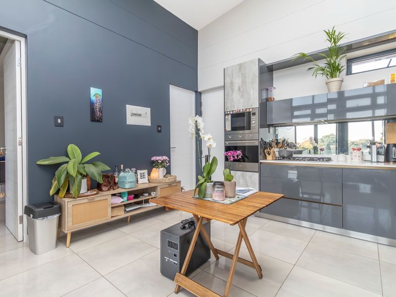 Penthouse For Sale in Houghton Estate, Johannesburg - Photo 8