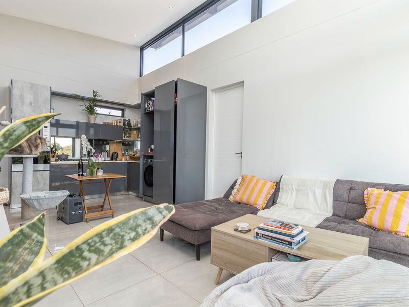 Penthouse For Sale in Houghton Estate, Johannesburg - Photo 2