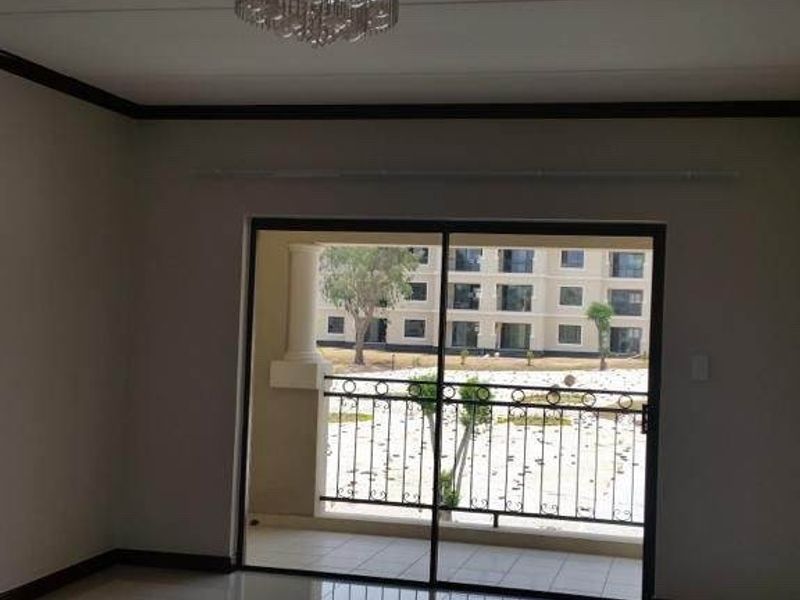 Apartment For Sale in Summerset, Midrand - Photo 5