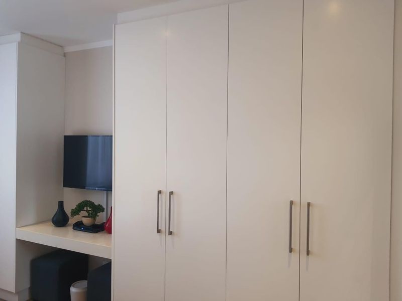 Elevation, Elegance, and Your Best Offer: Masingita Towers - Photo 8