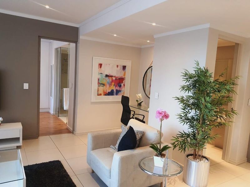 Elevation, Elegance, and Your Best Offer: Masingita Towers - Photo 7