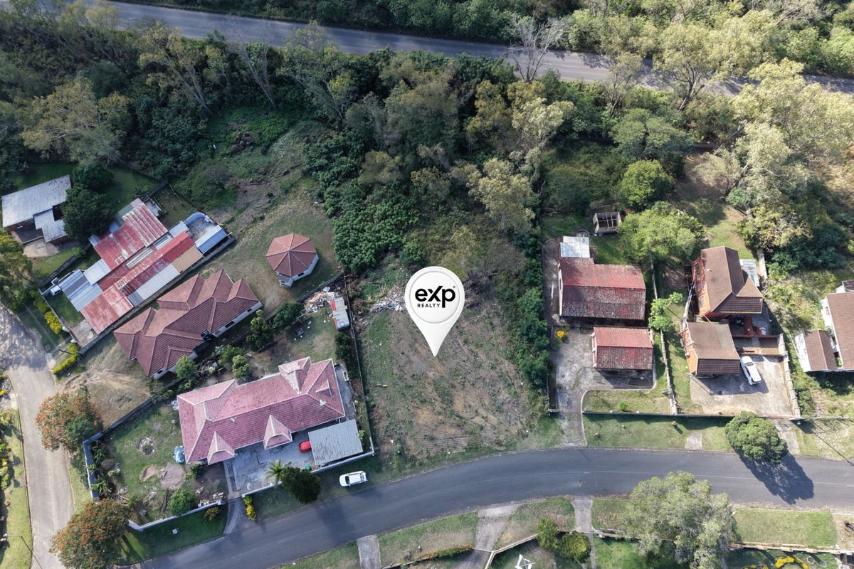 PRIME VACANT LAND OFFERING ENDLESS DEVELOPMENT POTENTIAL - Photo 4