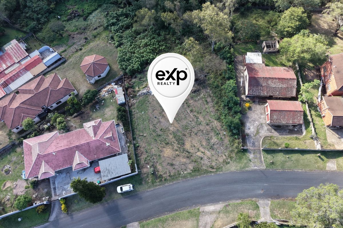 PRIME VACANT LAND OFFERING ENDLESS DEVELOPMENT POTENTIAL - Photo 3