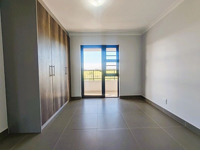 Modern Apartment For Sale in Blouberg - Photo 9