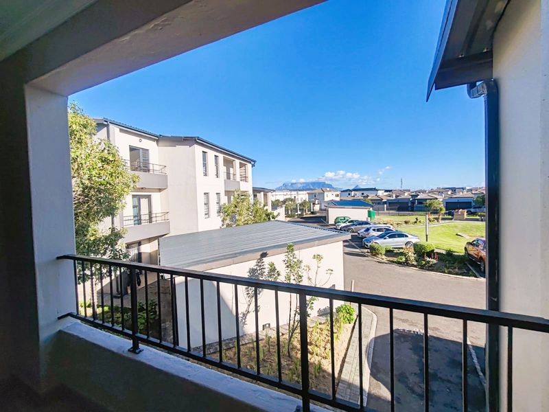 Modern Apartment For Sale in Blouberg - Photo 3