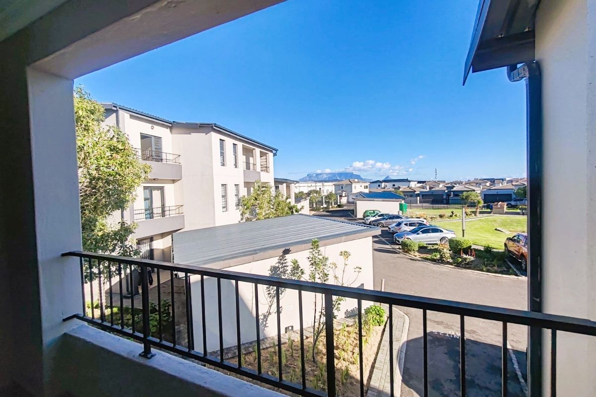 Modern Apartment For Sale in Blouberg - Photo 3