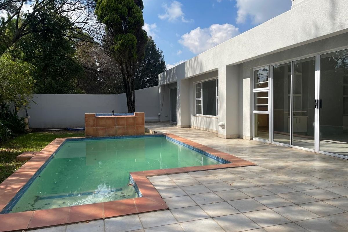 9 Bedroomed Versatile Home - Photo 3