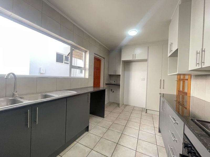 9 Bedroomed Versatile Home - Photo 9