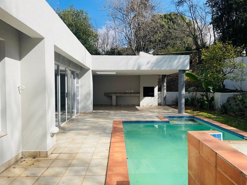 9 Bedroomed Versatile Home - Photo 7