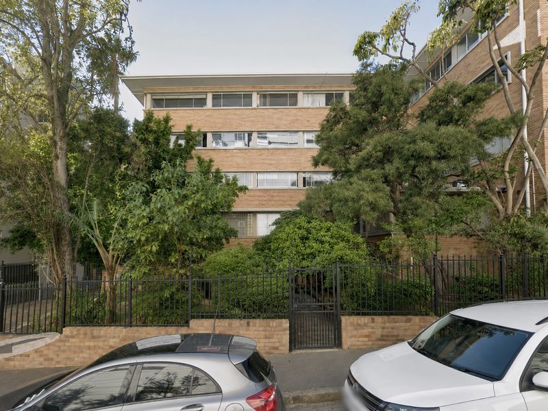 Prime Sea Point Office Space | 40m2 | Walk to the Promenade - Photo 3