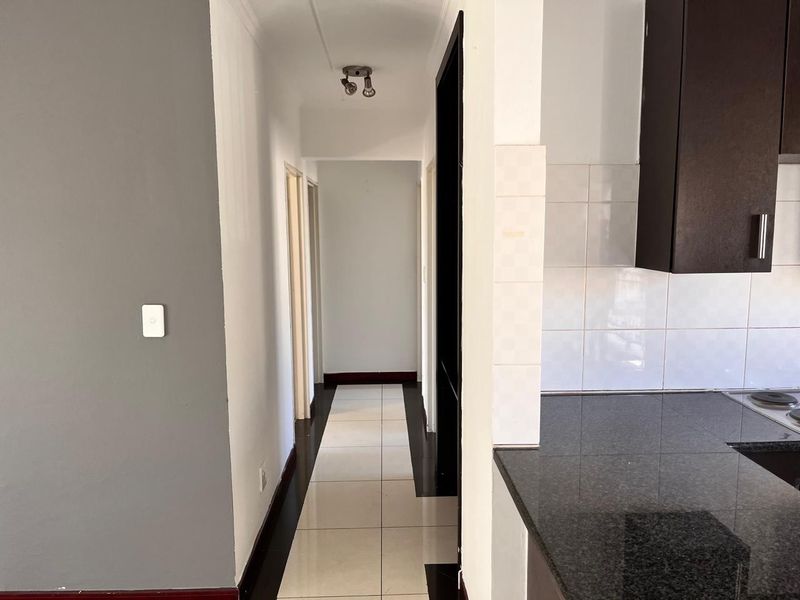 Apartment For Sale in Noordwyk, Midrand - Photo 6