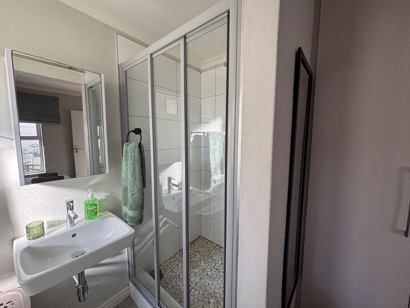 Apartment For Sale in West Beach, Blouberg - Photo 6