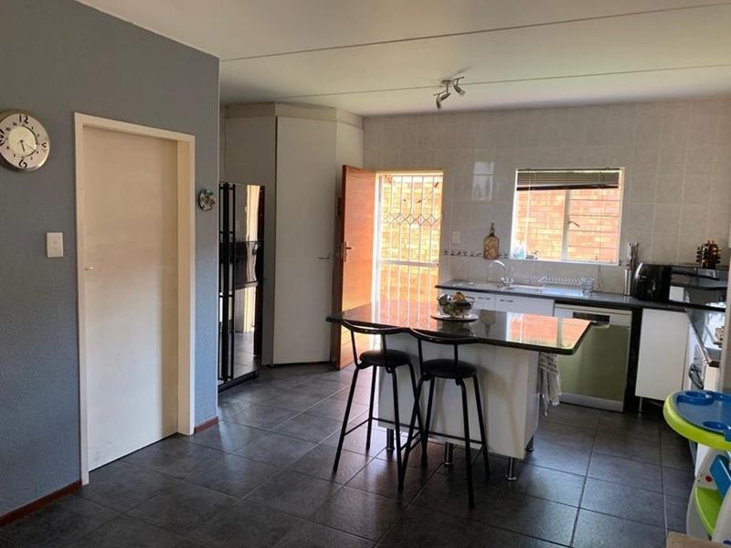 Cluster To Rent in Kyalami, Midrand - Photo 4