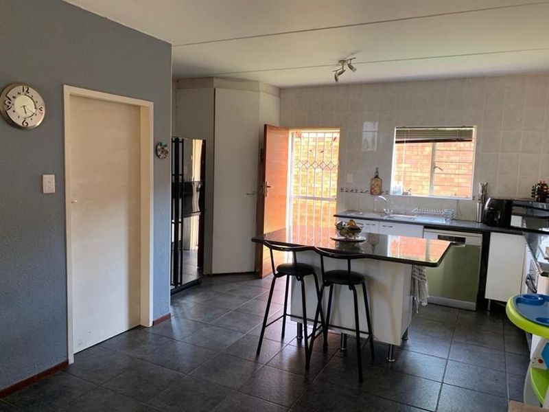 Cluster To Rent in Kyalami, Midrand - Photo 3